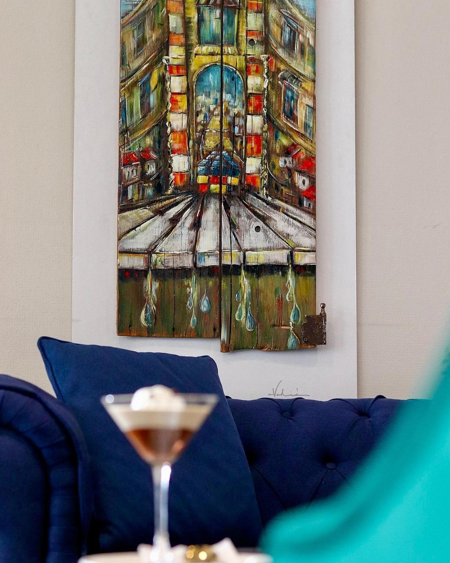 Swissotel Σαράγεβο Εξωτερικό φωτογραφία A painting by the artist