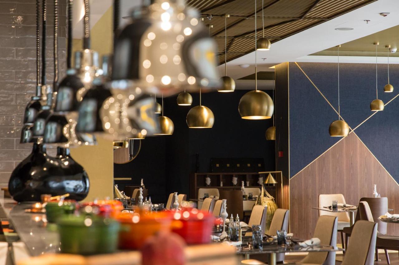 Swissotel Σαράγεβο Εξωτερικό φωτογραφία The interior of the restaurant
