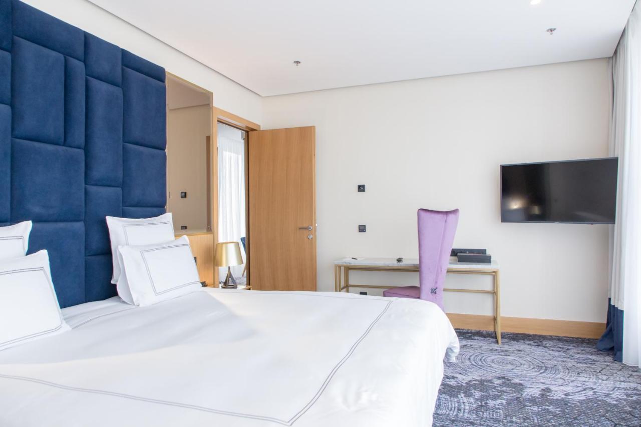 Swissotel Σαράγεβο Εξωτερικό φωτογραφία A bedroom at the hotel